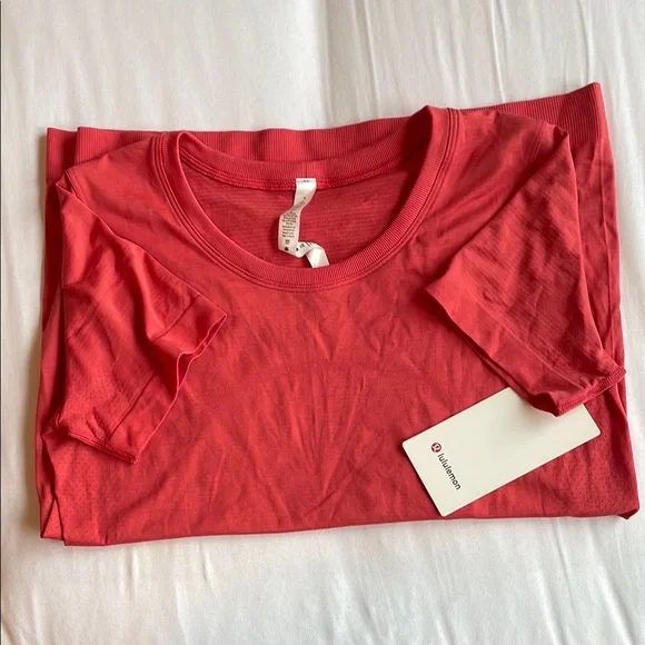 Lululemon Swiftly Tech Short Sleeve (Breeze) *Relaxed Fit - Picture 1 of 5